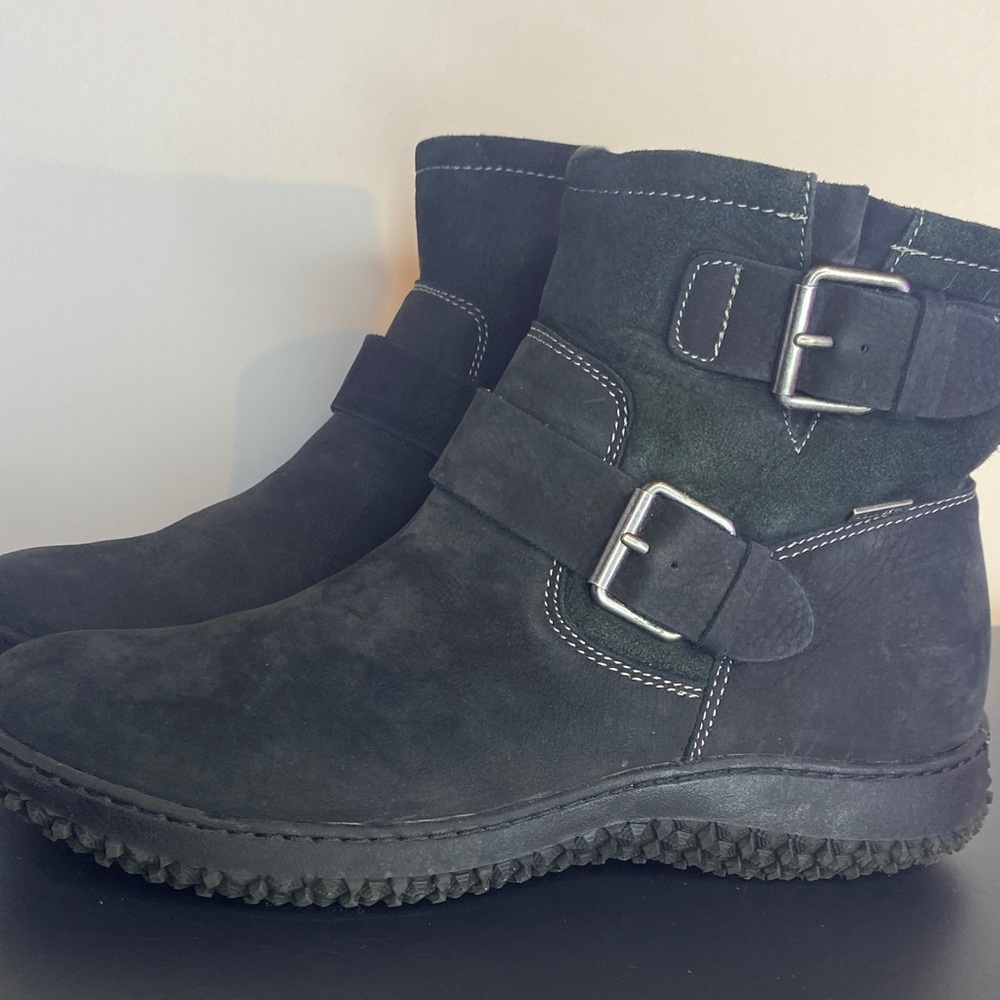 Black Suede Shearling Lined Ankle Boots with Buckle Detail Women’s 10